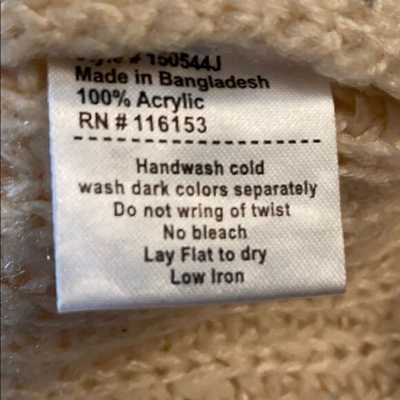 POOF! Beige Cable Knit Sweater size small - Picture 7 of 7